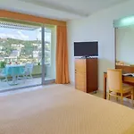 Uvala 4*