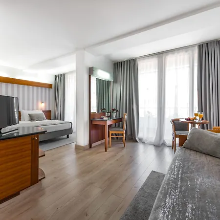 Uvala Hotel