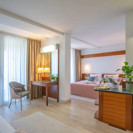 Uvala Hotel 4*