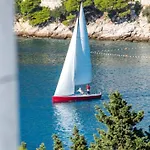Otel Uvala 4*
