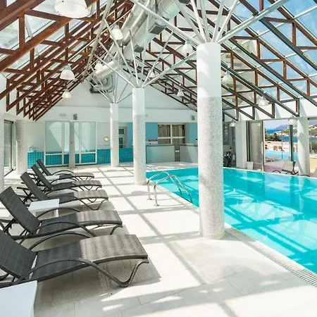 Uvala Hotel